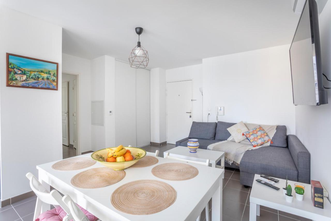 New Joliette Comfortable Apartment Well Located With Private Parking Марсель Екстер'єр фото